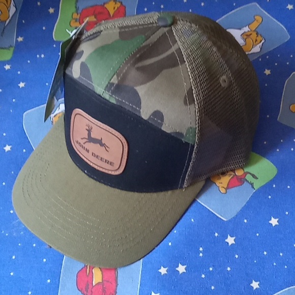 John Deere Other - New!!! John Deere Camo Baseball Hat Olive Color Mesh